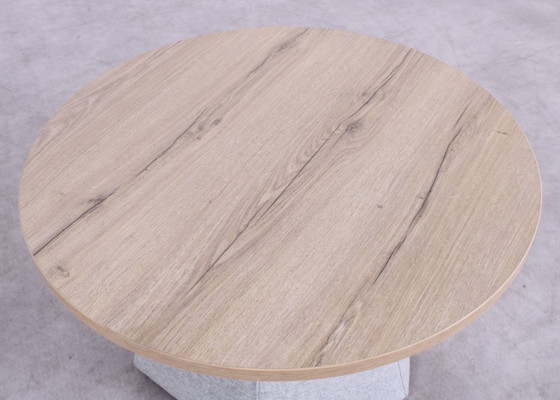 Image 1 of Table basse DeBerenn Alti