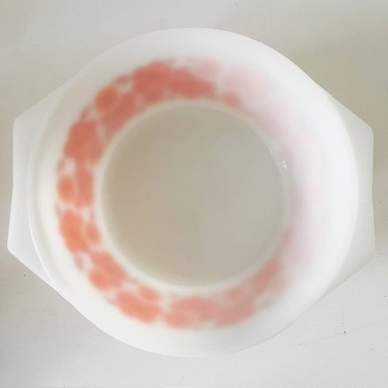 Image 1 of Plat à four vintage Arcopal France Lotus 26 cm années 1970