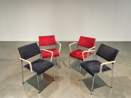 Brunner Design Konferenzstuhl stapelbar | Vintage Büro Stuhl mit Holzarmlehnen & Chrom | Besucherstuhl Rot Schwarz |