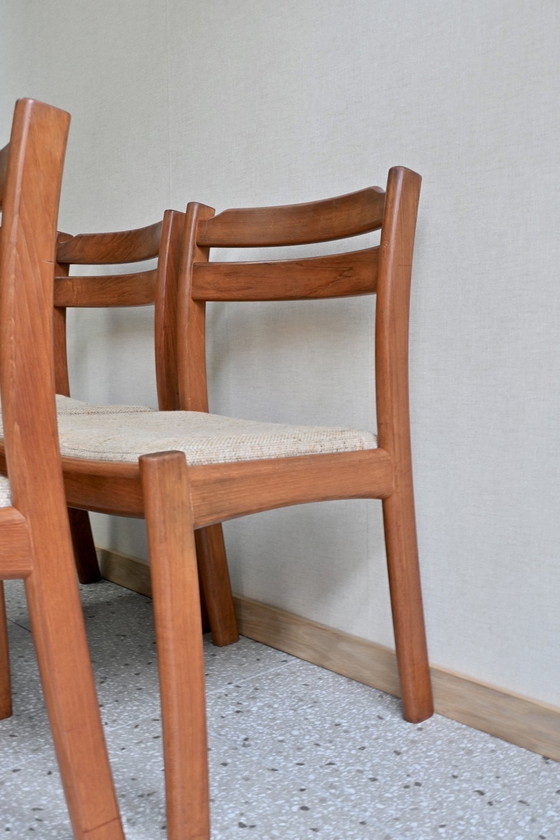 Image 1 of 4 sedie da pranzo design danese Dyrlund in teak massello