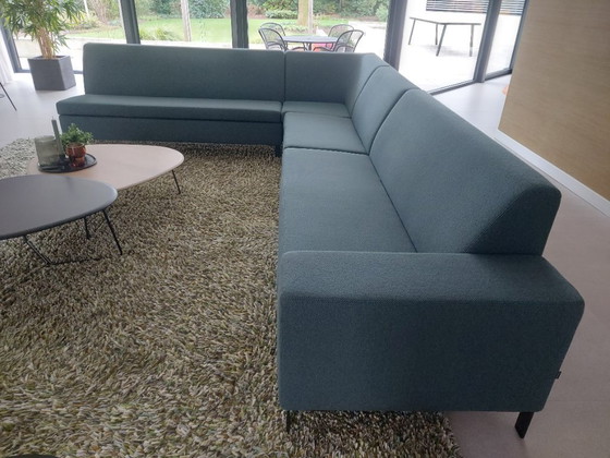 Image 1 of Gelderland 7610 large corner sofa