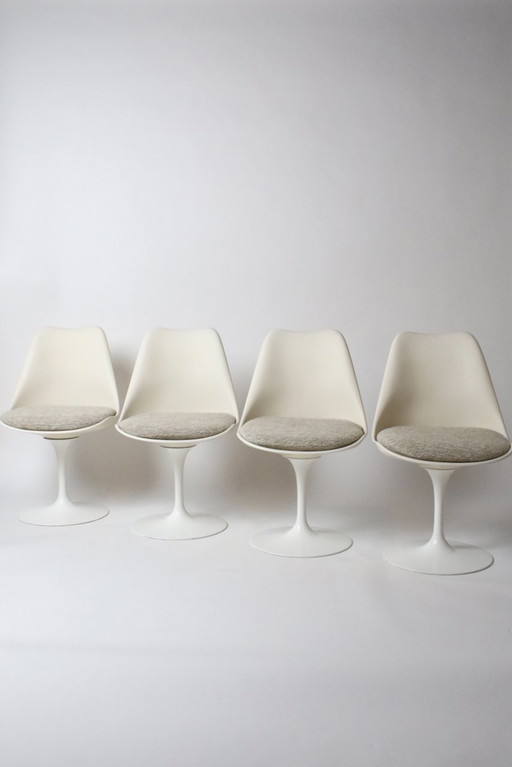 Eero Saarinen Chairs Tulip Model For Knoll Swivel Chairs