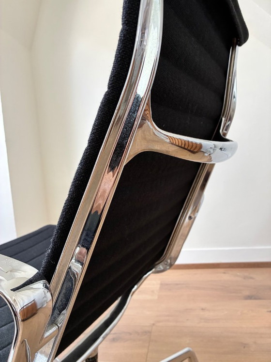 Image 1 of Vitra Eames EA 116 Herman Miller