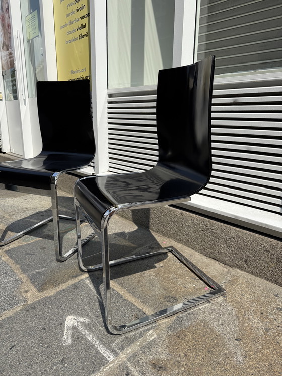 Image 1 of Klass" designstoelen - wengéhout en chromen poten