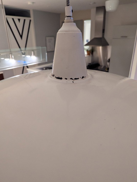Image 1 of Vintage Industrial Enamel Pendant Lamp – Ø70cm (1950s/60s)
