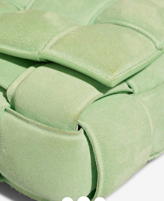 Image 1 of Borsa BOTTEGA VENETA Cassetta in pelle scamosciata verde - 103236