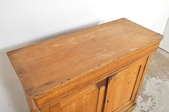 Image 1 of Antiker Mädchenschrank aus Kiefernholz, um 1880
