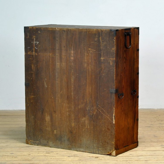 Image 1 of Cómoda japonesa Tansu, circa 1870.