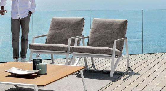 Image 1 of Conjunto de estilo rústico de 2 sillones + 2 pufs de Talenti