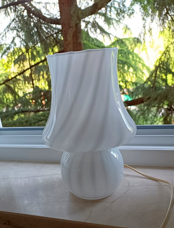 Image 1 of MURANO Vintage "Fungo" Bedside Lamp in Swirl Layered Glass - Mid-Century - Handmade - Made in Italy - Perfect