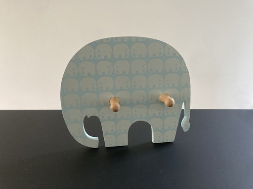 Children's coat rack