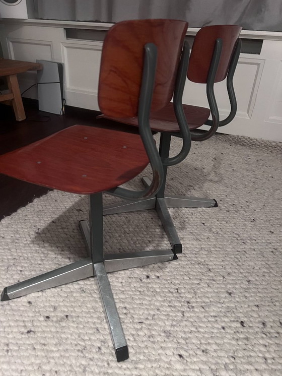 Image 1 of Bureau d'enfant vintage (2x)