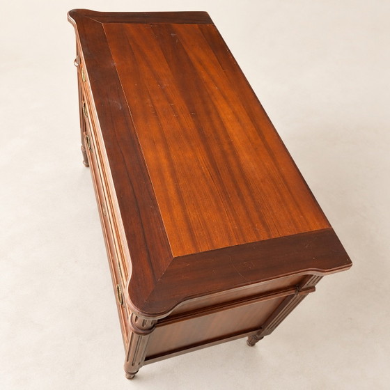 Cassettiera Luigi XVI in noce con tre cassetti, Cassettiere, Legno, Marrone (foto 8 di 10)