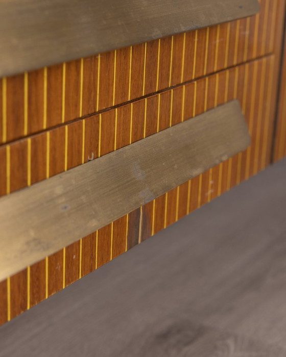 Image 1 of Credenza sideboard vintage anni 50 in legno e ottone dorato design Italiano
