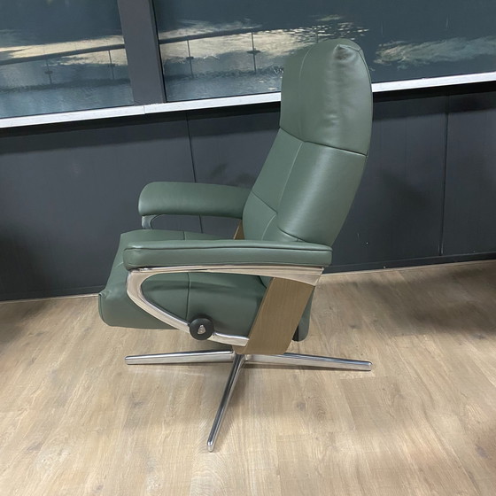 Image 1 of Sillón reclinable grande Stressless David con reposapiés