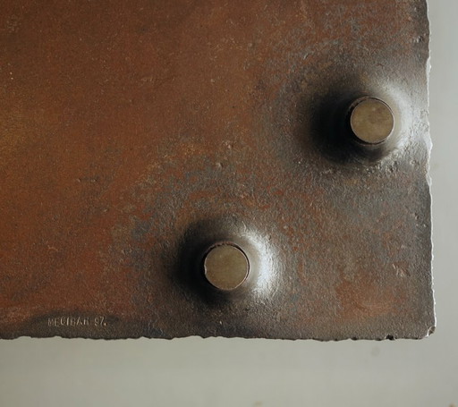 Table basse brutaliste d'Idir Mecibah, Belgique, 1997