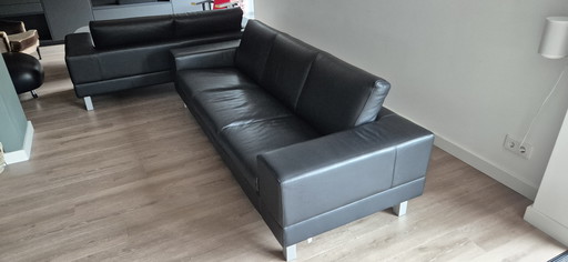 Leolux Antipode black leather 2 and 3 seater sofa