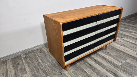 Image 1 of Buffet de Jiri Jiroutek