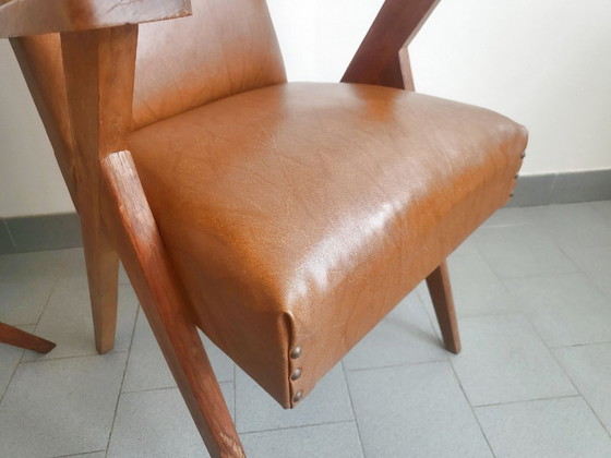 Image 1 of PAIRE DE FAUTEUILS BRIDGE VINTAGE 1950 PIEDS COMPAS CHENE & SIMILI-CUIR HAVANE