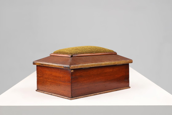 Image 1 of Scatola da cucito Art Déco francese con coperchio giallo, anni '900