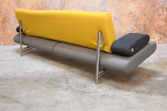 Harvink Armslag Design-Sofa aus Kvadrat Hallingdal-Stoff – 3-5 Sitzer Sofas, Metal (photo 5 of 12)