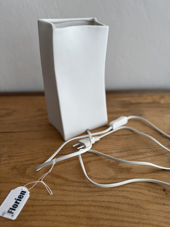 Image 1 of Vintage tafellamp wit van keramiek jaren 80