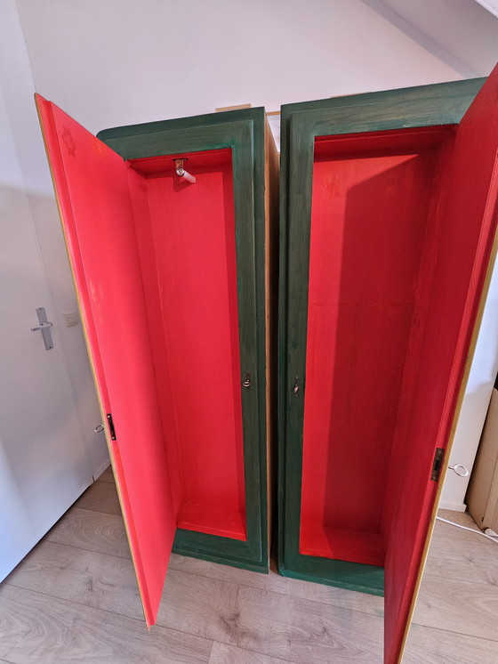 Image 1 of Antieke Gruco kast - deur in deur, deelbaar in 2, handbeschilderd met bloemen