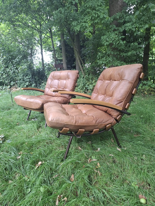 Fauteuil design chaise pivotante Eleonora Bastiaan cognac cuir Java