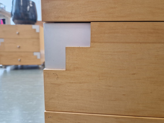 Image 1 of Petites commodes uniques sur roulettes