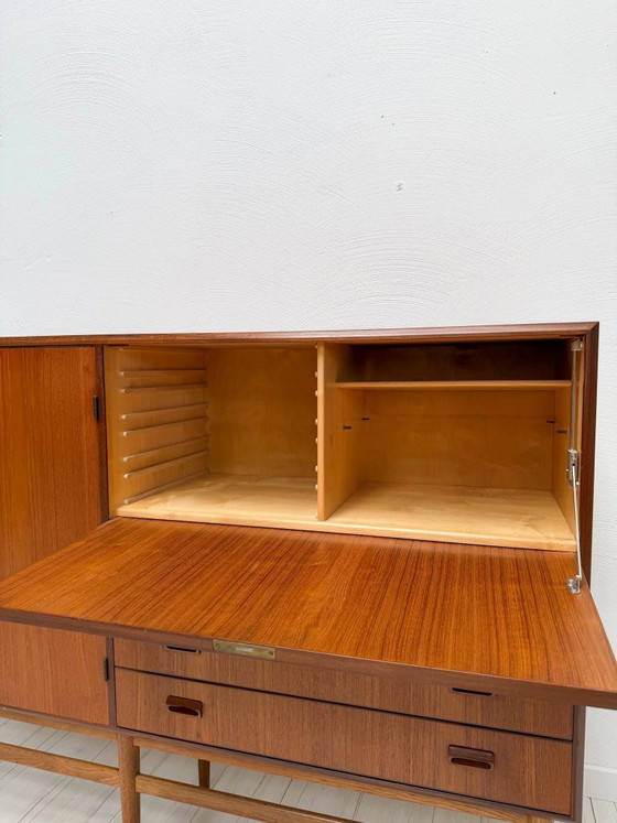 Credenza Highboard design danese vintage anni '60 attribuita a Børge Mogensen – Credenze, Legno (photo 11 of 12)