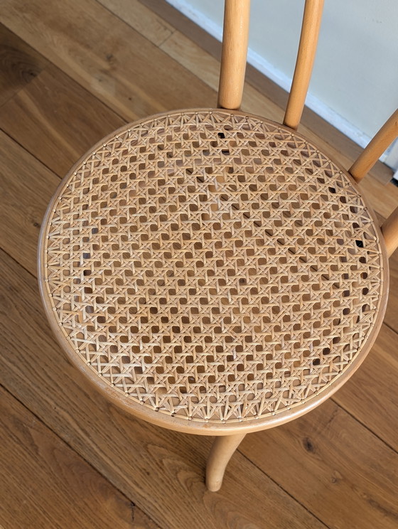 Image 1 of Set van 2 Thonet No 18 rotan caféstoelen, ZPM Radomsko