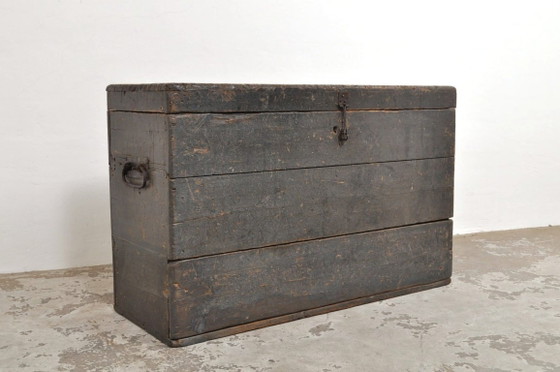 Antique pine chest with drawer, 1870s – Decorative Objects, Wood (photo 7 of 12)
