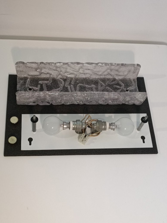 Image 1 of Wandlamp van ijsglas, ontworpen door Carl Fagerlund voor Orrefors, jaren 60.
