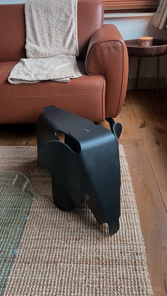 Image 1 of Vitra Elephant – Classico del design