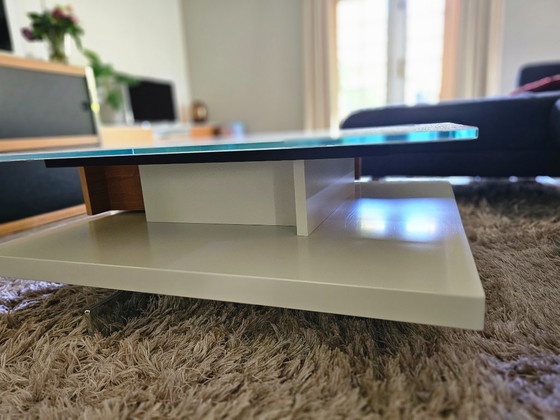 Image 1 of Hulsta coffee table CT 90