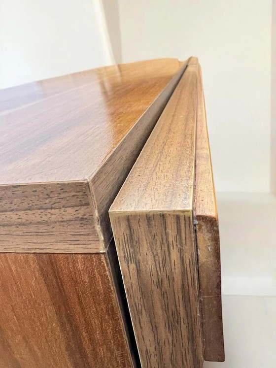 Palette Möbelwerk - Deutsches Mid Century Highboard von 1972 mit Liefernachweis und Markenetikett. – Schmitt (photo 6 of 11)