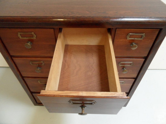 Image 1 of Vintage archiefkast met 12 lades