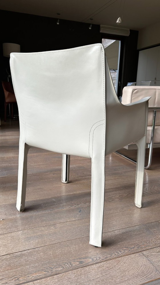 Image 1 of Cassina Cab 413 stoel met armleuning wit, design by Mario Bellini 1977