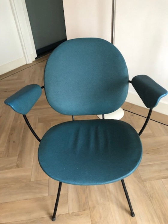 Image 1 of Unique, Gispen/Kembo ensemble, 2 chairs, coffee table and standing lamp