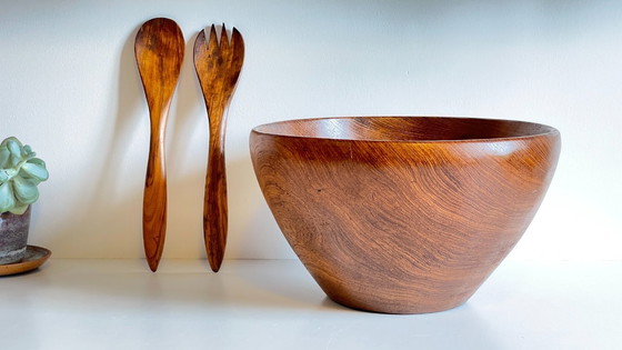 Image 1 of Insalatiera vintage scandinava XL in teak