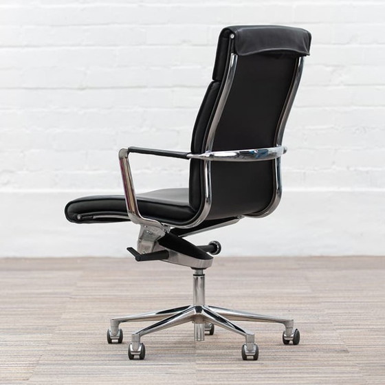 Image 1 of Icf Una Chair Executive Directiestoel