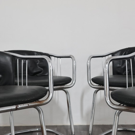 Image 1 of Gastone Rinaldi set van 4 stalen fauteuils, jaren 70 design, moderne antiek