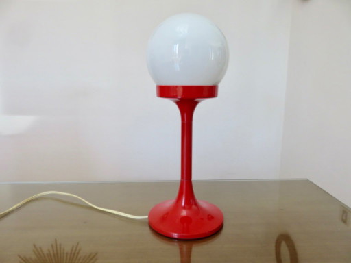 Pierre Disderot tulip base Table lamp, red lacquered aluminum and opaline, France, 1970