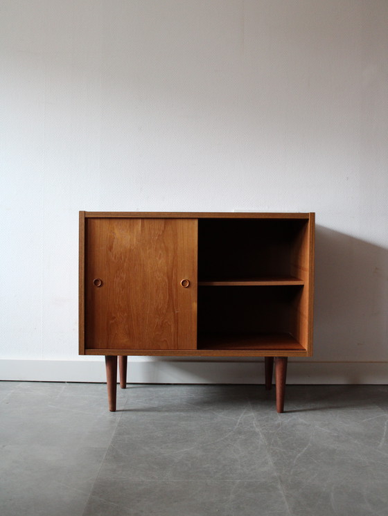Image 1 of Armoire vintage danoise à portes coulissantes par Preben Sørensen