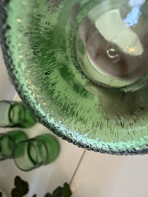 Image 1 of Vasos italianos de cristal Amero Averna 7 de color verde esmeralda