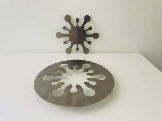 Image 1 of Set di 2 sottobicchieri vintage in metallo – iconico design retrò