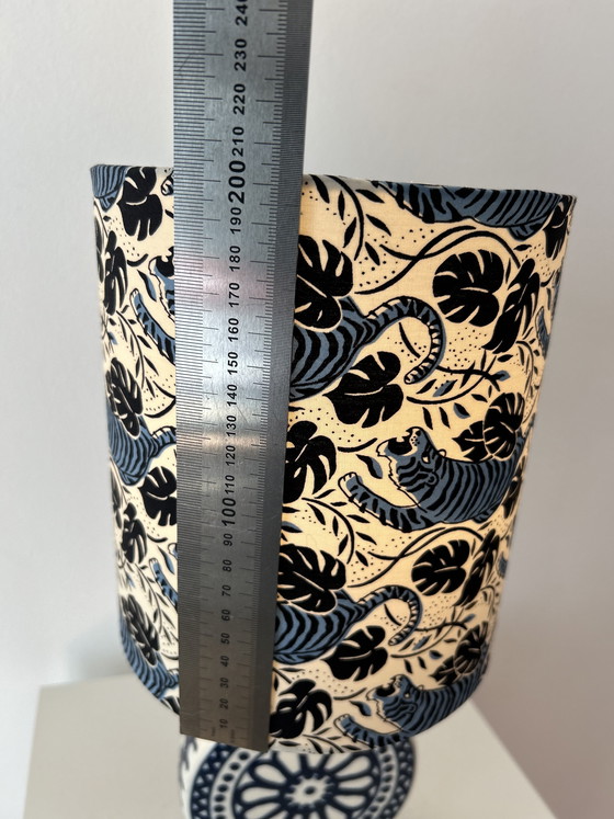 Image 1 of Dekorative Tischlampe - kabellos für Regal oder Sideboard 