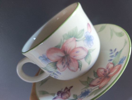 Duo Royal Doulton tea/coffee cups flowers Carmel model – Crockery, Porcelain (photo 2 of 8)