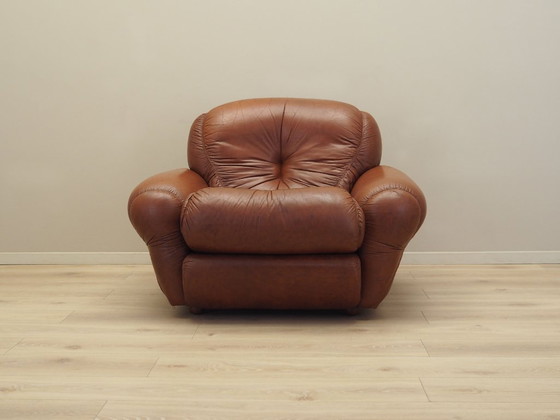 Image 1 of Bruine fauteuil, Italiaans design, jaren 70, productie: Italië