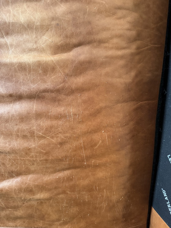 Image 1 of Magnifique canapé robuste en cuir cognac 3-4 places